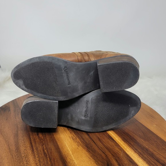 Baretraps Godlie Brown Breaded Back Zip Faux Leather Ankle Boots Women's 9.5 - Picture 7 of 8